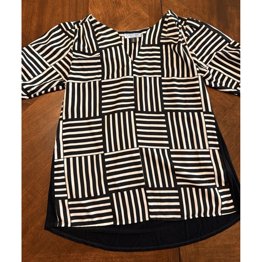 Cynthia Rowley Shirt Small Black/white Striped with Scrunched Sleeves